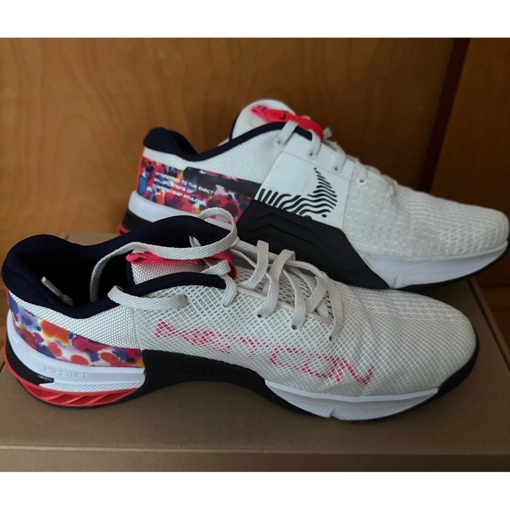 Nike Metcon 8 Womens Training Shoes White Pink Floral CrossFit Gym